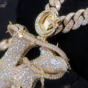 Colgante de Estrella de Moissanita de Lujo con Oro de 24K, Amuleto de Temática Islámica, Uso Diario, Unisex, Corte Brillante Redondo con Engaste Circular - Product Image 1