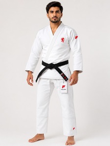 Kimono de judo professionnel conçu avec des matériaux de première qualité offrant robustesse, confort et durabilité sur le tapis. - Product Image 1