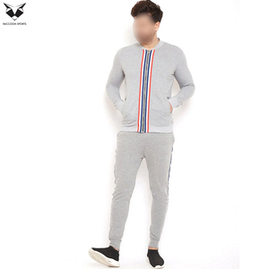 Outdoor Clothing Men Jogger <b>Set</b> Blank Cotton Fleece Best Product Fabric Tracksuit Customized Men's Sweatsuit - Product Image 4