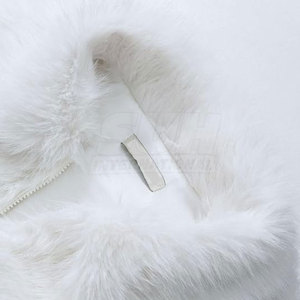 Chaqueta de Piel Sintética Tejida Transpirable de Alta Calidad, Diseño Único y Elegante, Súper Calidad para Mujer a Precio Económico - Product Image 4