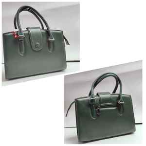 Sac à bandoulière classique et sophistiqué en cuir véritable pour femme, avec chaînes, design pratique et spacieux pour les voyages d'affaires et les sorties quotidiennes - Product Image 2