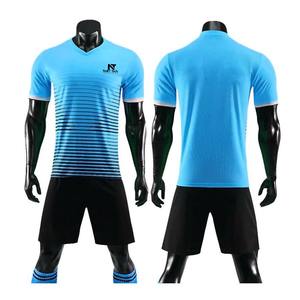 Ropa Deportiva Cómoda, Uniforme de Fútbol para Hombre, 100% Poliéster, Uniforme de Fútbol Personalizado para Hombre - Product Image 6
