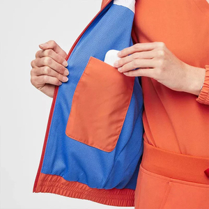 Nueva Chaqueta Médica de Alta Calidad al Por Mayor, con el Mejor Material, Corte Ajustado Personalizado, Uniforme Médico Moderno para Enfermeras - Product Image 6