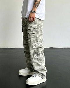 Jean en denim à jambe large pour homme - Style décontracté déchiré écoresponsable en coton respirant, coupe ample, bleu classique, prêt pour l'hiver et l'été - Product Image 4