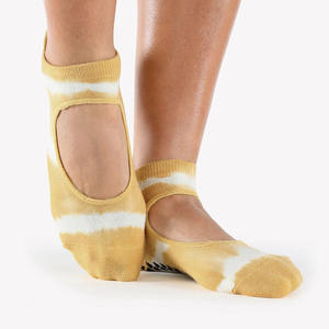 Calcetines de Pilates para mujer con logo personalizado, teñidos, antideslizantes, para yoga y barre, al por mayor, con parte superior abierta, ODM, fábrica de Vietnam - Product Image 4