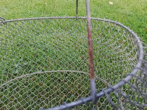 Vintage Metal Wire Basket – <b>Collapsible</b> Picnic Shopping Bag - Product Image 3