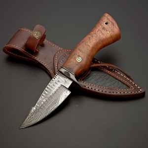 มีดบุชคราฟท์เหล็กดามัสกัสตีขึ้นรูปด้วยมือ ขายดี พร้อมปลอกหนัง รองรับ OEM ใบมีดแบบ Fixed Blade เหมาะสำหรับตั้งแคมป์และล่าสัตว์ - Product Image 2