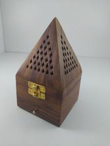 Quemador de incienso religioso de madera con aroma a anís estrellado y fragancia de almizcle de Madiha Art And Crafts - Product Image 6