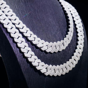 Collier ras du cou élégant en chaîne cubaine, ajustable, ton or et argent, avec moissanite, pour superposition, directement de l'usine - Product Image 6