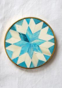 Posavasos Artesanales con Incrustaciones de Hueso - Mosaico de Resina y Hueso con Patrón Chevron, Base para Tazas de Té y Café, Estilo Boho con Aspecto de Mármol de Lujo para el Hogar - Product Image 6