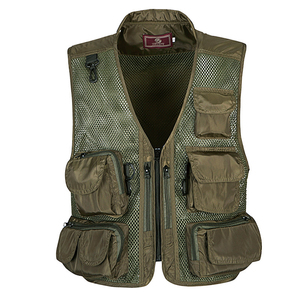 Gilet de chasse en gros, fournisseur et fabricant sur mesure, motif animalier pour homme, idéal pour l'extérieur, fabriqué au Pakistan, en softshell anti-UV et camouflage - Product Image 4