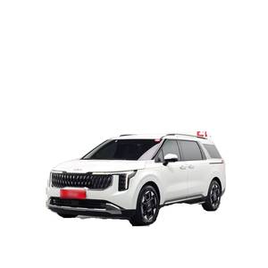 Kia Carnival HEV Signature 2024 de 7 Plazas con Asientos de Cuero, Caja de Cambios Automática, Cámara Trasera, 8,324 km, Volante a la Izquierda - Product Image 1