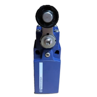 Interrupteur de fin de course à levier à rouleau thermoplastique Schneider XCKN2118G11 2P, fabriqué en Indonésie, IP65 220V 10A