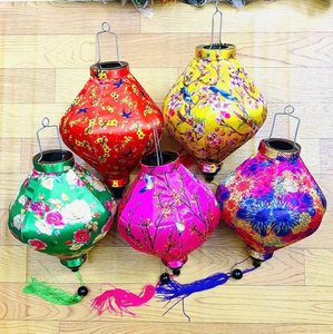 Farol de Seda Pintado a Mano, Ecológico y Colorido, de Vietnam - Alta Calidad a Precio Competitivo - Product Image 2