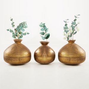 Jarrón Metálico Azul Tradicional con Patrón Floral, Hecho a Mano, Decorativo para Mesa - Product Image 6