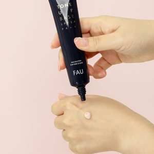 FAU SKIN SOLUTION STAR TONE up BASE 40g Crema Iluminadora con Fórmula Rosada para Todo Tipo de Piel - Product Image 4