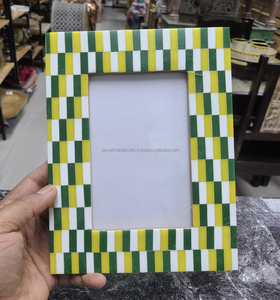 Cadre photo artisanal en os incrusté, décoration intérieure, cadres photo - Product Image 6