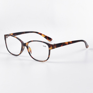 Gafas de Lectura para Mujer, Diseño Ojo de Gato, Ovaladas, Ligeras, Marco de Plástico, Logotipo Personalizado, Venta al Por Mayor, +1.00 a +4.00 - Product Image 4