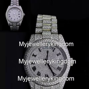 Reloj de Mujer Personalizado con Moissanita, Reloj de Lujo de Diseñador, Reloj de Cuarzo de Lujo para Mujer - Product Image 1