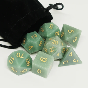 Dados de piedra de alta calidad, aventurina verde, cristal natural, piedras curativas de reiki, piedras grabadas, juego de dados personalizados, cristal vikingo - Product Image 2