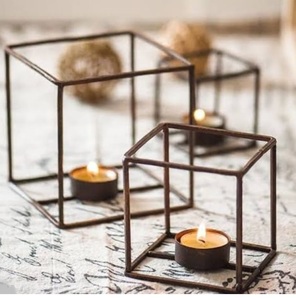 Portavelas Metálico con Acabado Dorado y Grabado a Mano, para Decoración de Bodas y Hogar - Product Image 4