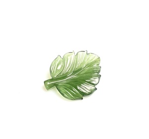 Hoja tallada de aventurina verde natural, cabujón de hoja de piedra preciosa tallado a mano, piedra suelta para joyería. - Product Image 1