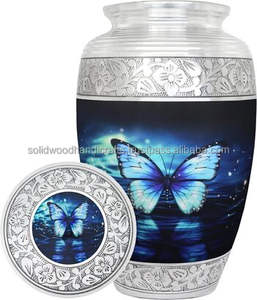 Urnas Funerarias Decorativas de Latón Hechas a Mano para Hombres y Mujeres - Product Image 3