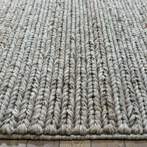 Alfombra de Lana Mezclada Gruesa Abstracta en Crema y Beige Hecha a Mano - Diseño Moderno, Ecológica y Apta para Mascotas, Tamaños Personalizados Disponibles - Product Image 1