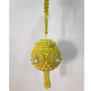 Sac de soirée à bandoulière de luxe léger en métal perlé de haute qualité, style Vivid Brand, avec fermeture Kiss Lock, vendu dans le monde entier - Product Image 1