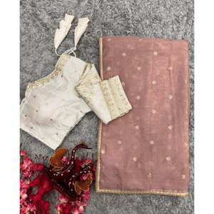 Sari de Diseñador para Mujer con Hermoso Bordado de Lentejuelas - Product Image 5