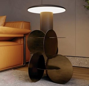 Mesa Auxiliar Moderna de Metal / Mesa Decorativa de Metal, Acero y Aluminio, Estilo Contemporáneo de Lujo, Personalizable, Mueble para Sala de Estar - Product Image 3