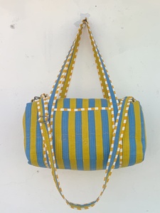 Bolsas de Viaje de Lujo de Algodón para Fin de Semana, Yoga y Gimnasio, con Logotipo y Patrón Personalizados, Estampado a Rayas, Acolchadas, con Cierre, Tipo Duffel - Product Image 4