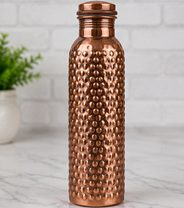 Botella de Agua de Cobre Martillado con Pátina Antigua de Alta Calidad Cuprum Dewdrop, Botella Ayurvédica para Beber, Botella de Cobre Hecha a Mano - Product Image 6