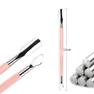 Empujador de Cutículas Profesional de Doble Punta con Mango Rosa, Herramienta de Limpieza de Uñas de Acero Inoxidable, Calidad de Salón, Marca Privada - Product Image 3