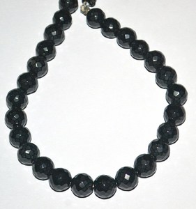 ลูกปัดพลอยสปิเนลสีดำธรรมชาติทรงกลมเหลี่ยมเพชรพลอย ร้อยเป็นเส้น สำหรับทำเครื่องประดับ ขายส่ง - Product Image 1