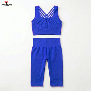Ensemble de sport pour femmes en tissu 100% coton, taille plus, couleur unie, design unique, nouveau design, ensemble de sport pour femmes, meilleur design, soutien-gorge et short - Product Image 2