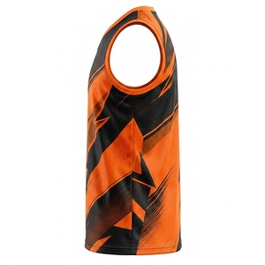 Maillot de basket-ball de qualité professionnelle, conçu pour l'entraînement et les compétitions de basket-ball en salle et en extérieur. - Product Image 6