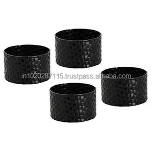 Rond de serviette en métal avec des accents peints à la main parfait pour le brunch de printemps ou d'été dans les jardins extérieurs - Product Image 6