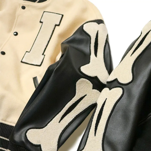 Veste varsity pour homme, manches en cuir PU crème, col noir, fermeture éclair, style décontracté automne - Product Image 5