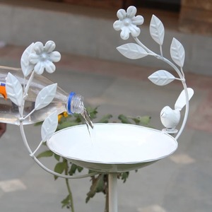ถาดให้อาหารนกแบบแขวนโลหะ ตกแต่งสวนกลางแจ้ง ตกแต่งลานบ้าน - Product Image 2