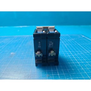 Protecteur de circuit Fuji CP32D CP32D 20A, utilisé comme pièce détachée pour équipement semi-conducteur d'époque - Product Image 6