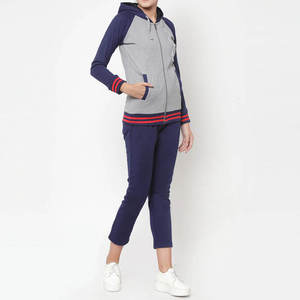 New Wholesale Customized Hooded Women's <b>Tracksuits</b> for Winter Spring Sports Training Jogging Slim Fit Breathable - Product Image 4