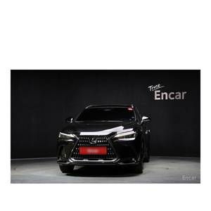 Lexus NX Premium 2024 con Volante a la Izquierda, Asientos de Cuero, Cámara Trasera, 8,603 km - Product Image 3