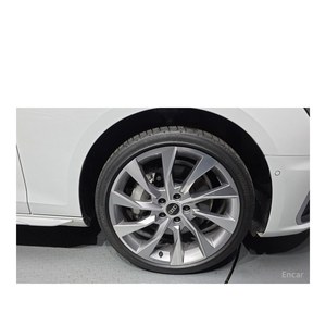 Audi A4 45 TFSI Quattro Premium 2023, 10 240 km, Volant à Gauche, Sièges en Cuir, Caméra Arrière - Product Image 5