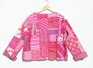 Nueva llegada acolchado Reversible forrado indio hecho a mano parche trabajo chaqueta abrigos Boho acolchado chaqueta para mujer - Product Image 4