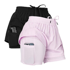 Shorts de sport pour femmes, lot de 2, shorts de compression en nylon haute performance avec doublure intégrée pour la course à pied, le yoga et l'entraînement - Product Image 2