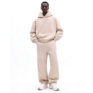 Ensemble survêtement homme crème uni avec sweat à capuche oversize et pantalon large assorti – Vêtements OEM ODM en gros - Product Image 1
