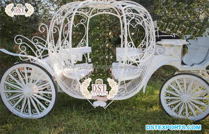 Décor de mariage en Floride Conte de fées Cendrillon Entraîneur Cendrillon Fabricant de buggy tiré par des chevaux magnifiques chariots de citrouille - Product Image 6