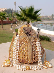 Nueva llegada impresionante hecho a mano estampado en relieve multicolor Zardozi trabajo nupcial noche monedero mujeres tradicional Potli cadena monederos - Product Image 6