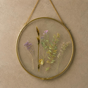 Cadre de miroir rond en laiton avec fleurs séchées, décoration murale suspendue, design circulaire en métal fait main, finition dorée brillante, décorations murales - Product Image 3